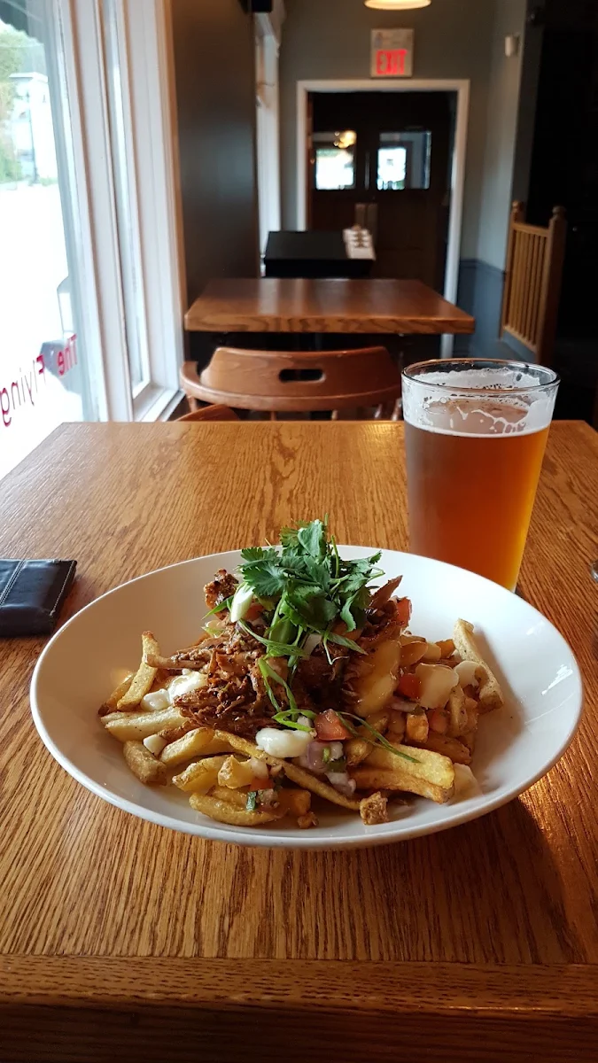 Pulled Pork Poutine