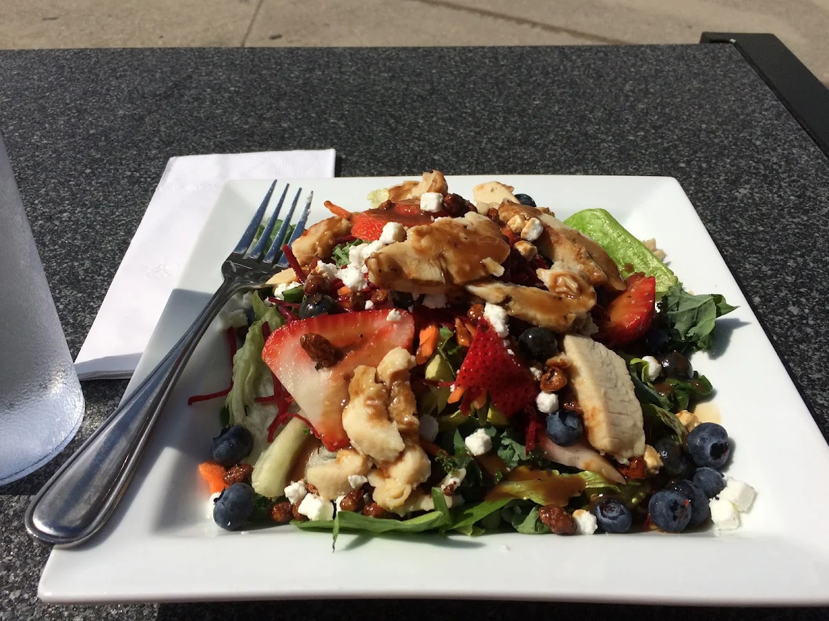 Tuscan Salad Berry Salad with Feta Berries and Roasted Chicken