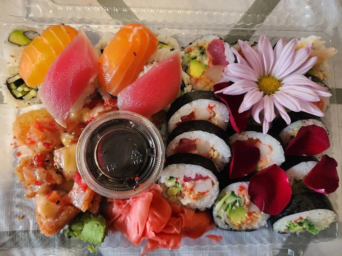 Highlights, Restaurant Sushi St-Jean