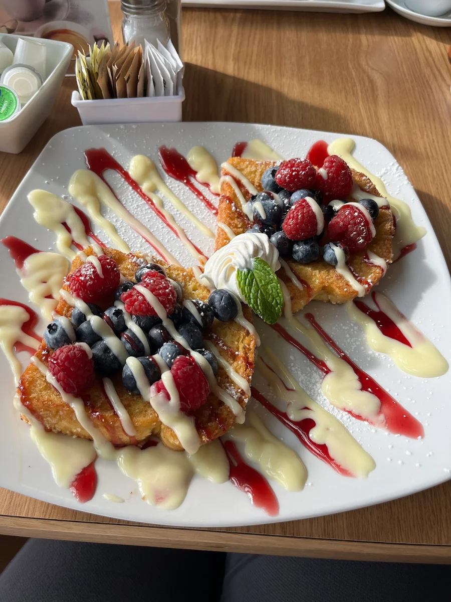 French Toast - French Toast & Fruits Pain Perdu - Pain Perdu Et Fruits