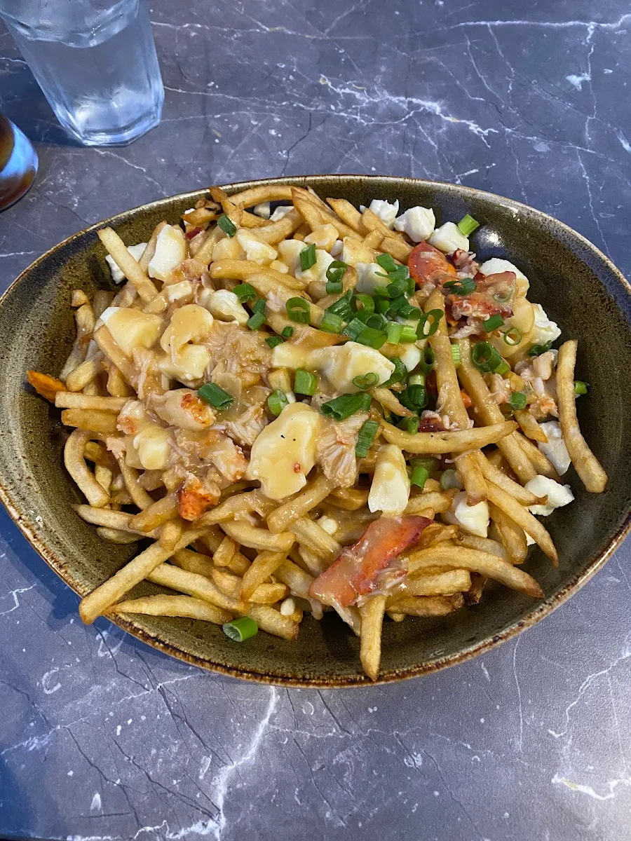 Lobster Poutine