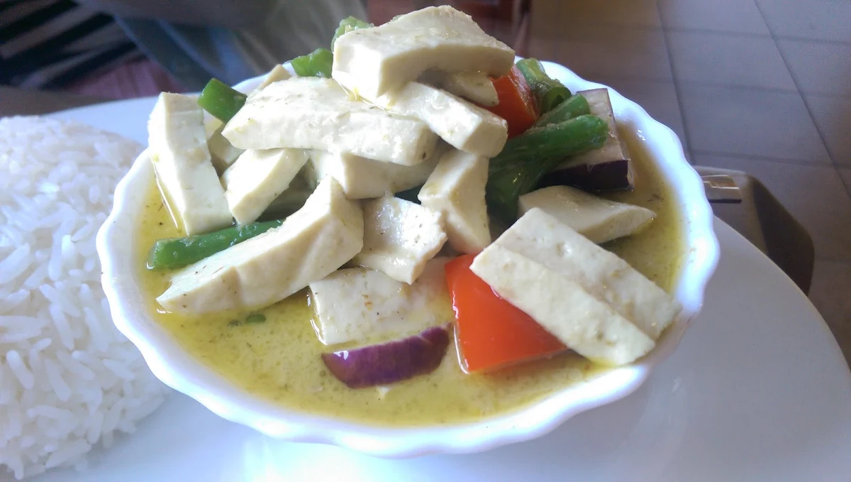 Green Curry with Organic Tofu