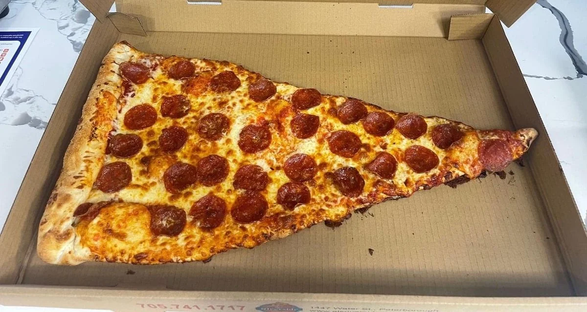 Highlights, AJ'S Riverside Pizza