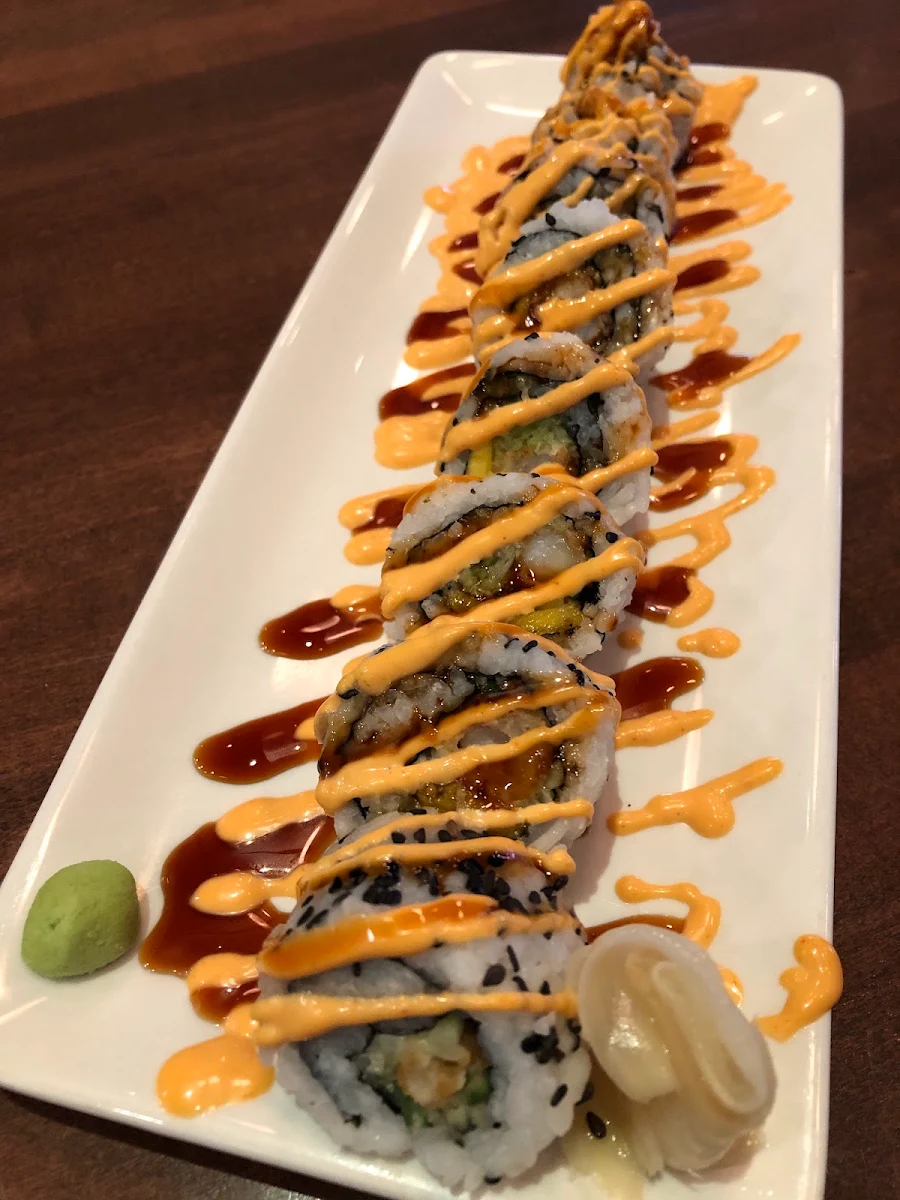 Dynamite Roll, Earls Kitchen + Bar