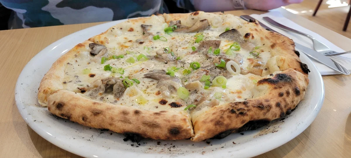 Pizza Aux Champignons