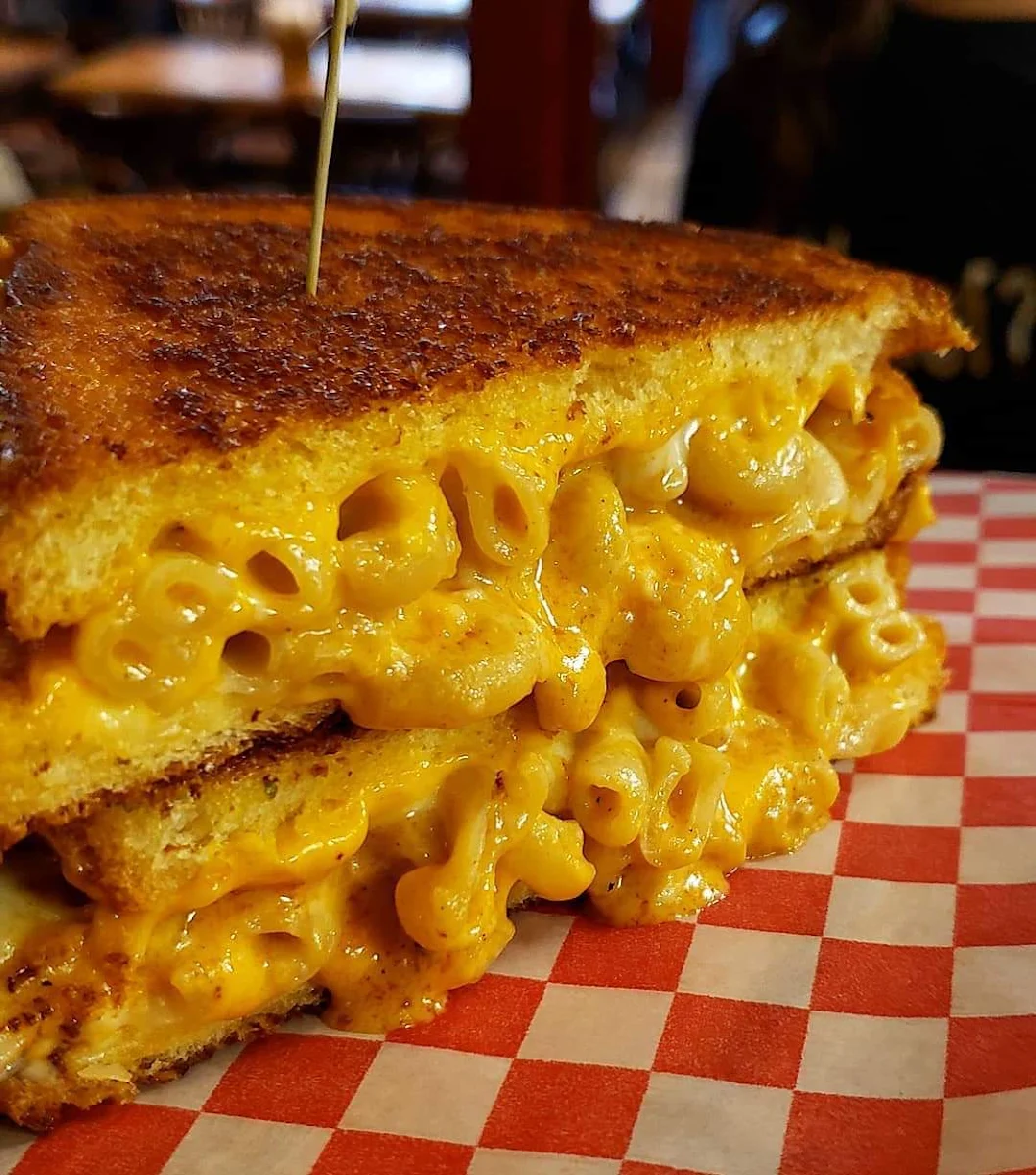 Grilled Mac N Cheese G