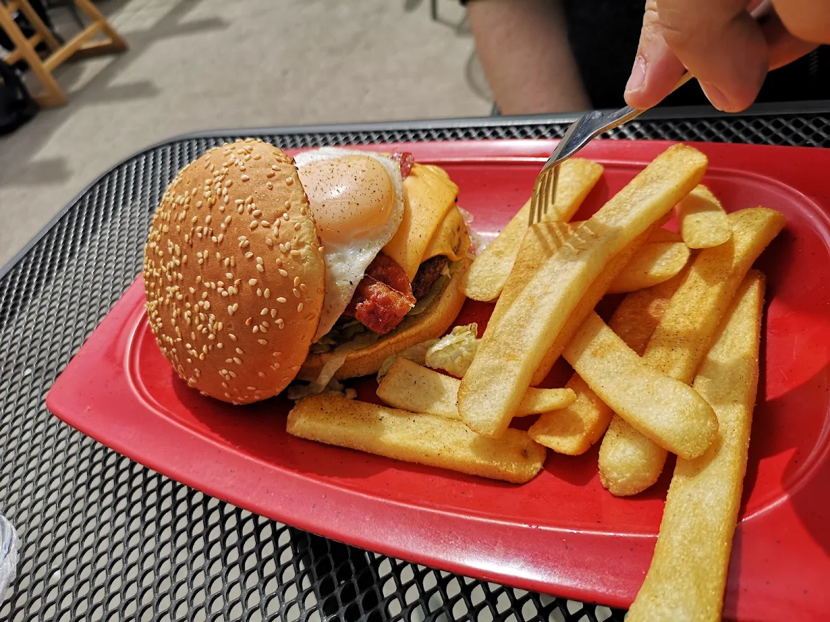 Royal Burger