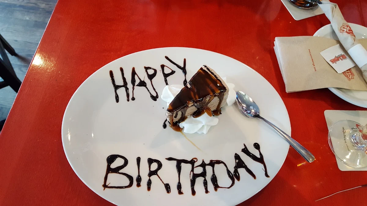 Cake, St. Louis Bar & Grill