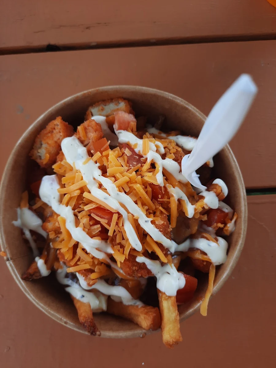 Buffalo Chicken Poutine