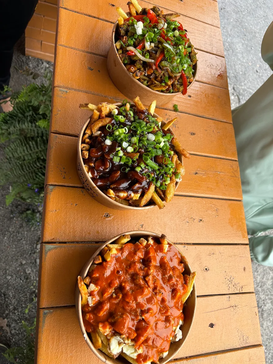 Chicken Tikka Poutine