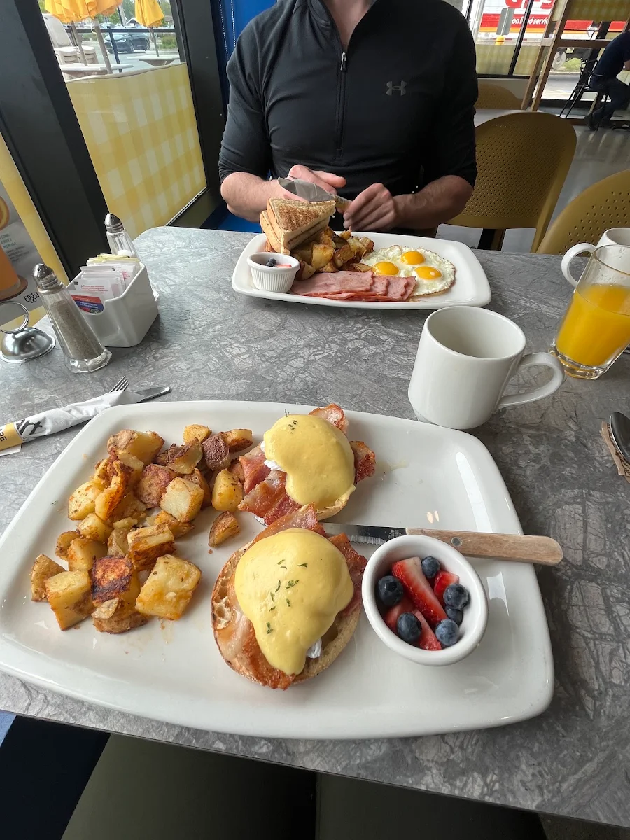 Eggs Benedict with Double Smoked Bacon