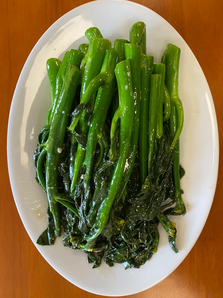 Chinese Broccoli Stir Fried in Garlic Sauce