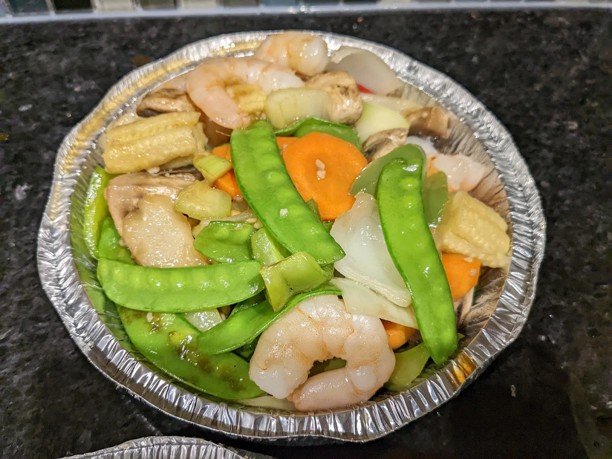 Shrimp with Pea Pods