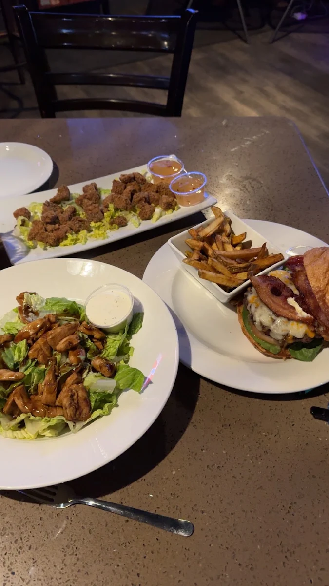 Highlights, Coach’s Corner Sports Bar & Grill