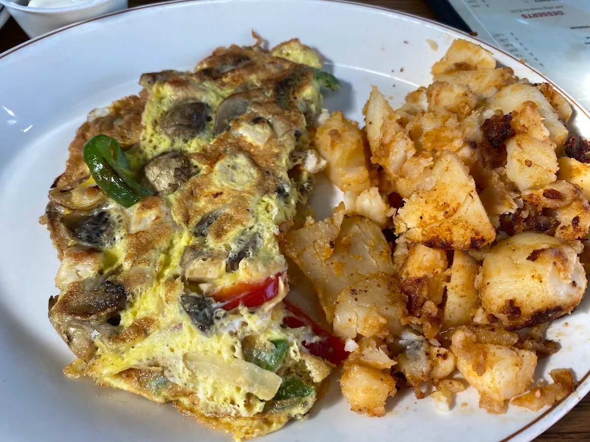 Omlette & Home Fries