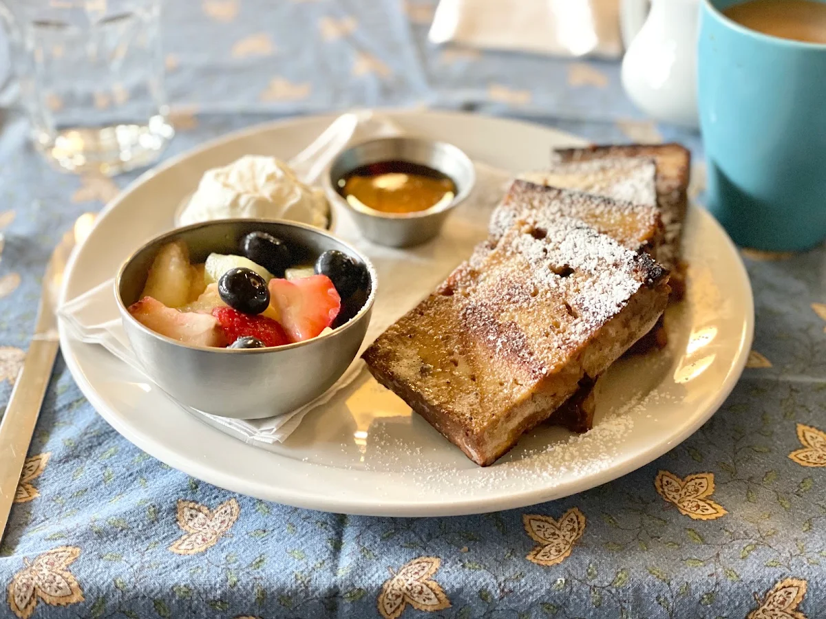 Baked French Toast with Fresh Fruit