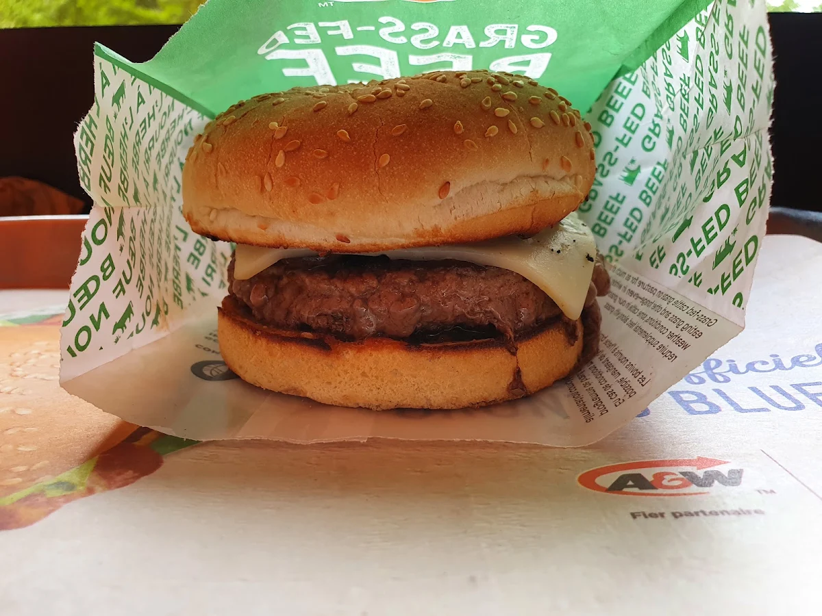 Mozzarella and Mushroom Burger