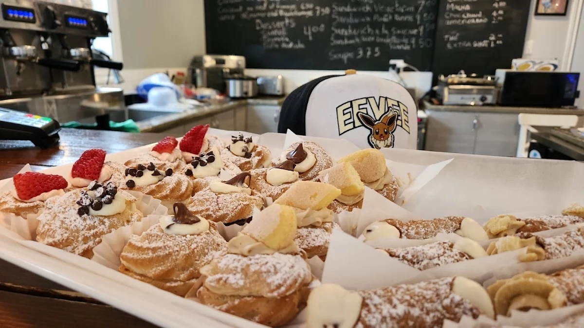 Home-Made Cannoli and Zappole