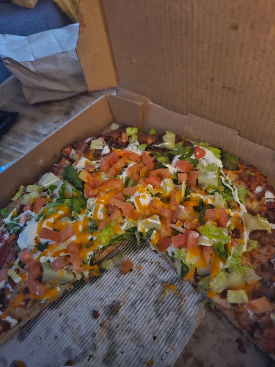 Super Taco Pizza