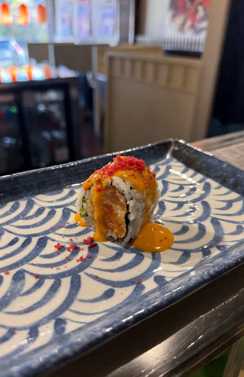 Spicy Salmon Roll