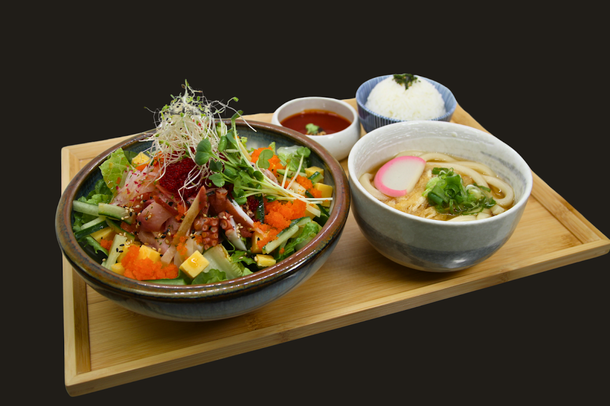 Chirashi Don & Mini Udon Set