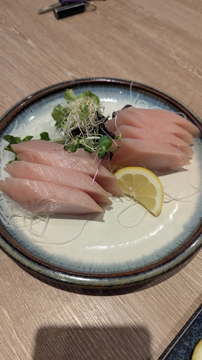 Hamachi Sashimi