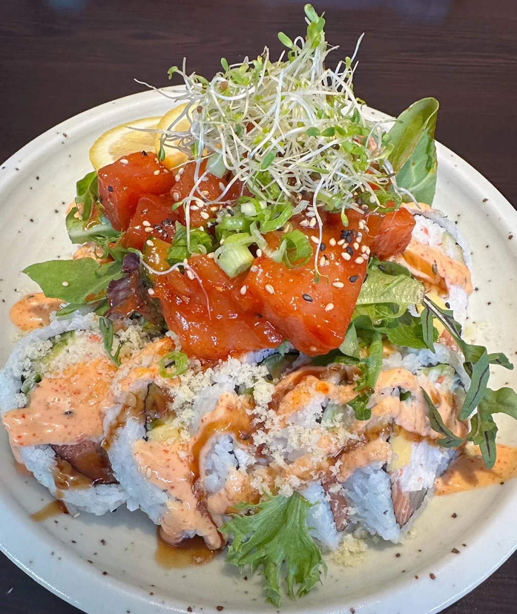 Spicy Salmon Don