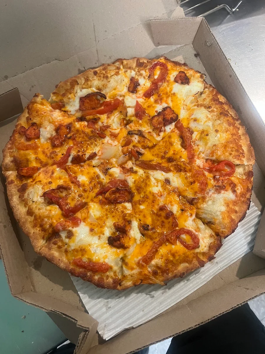 Tandoori Chicken Pizza