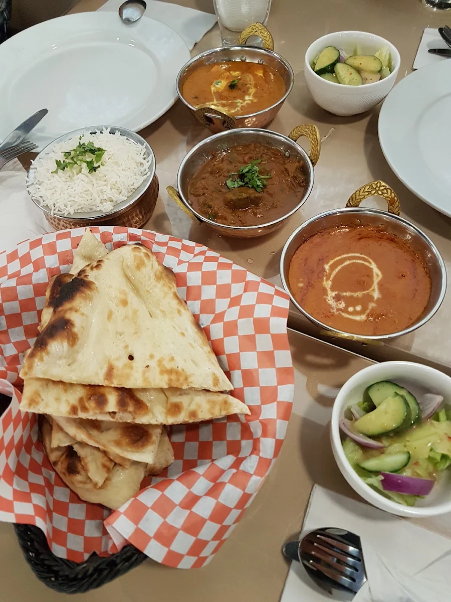Jeera Rice and Garlic Naan