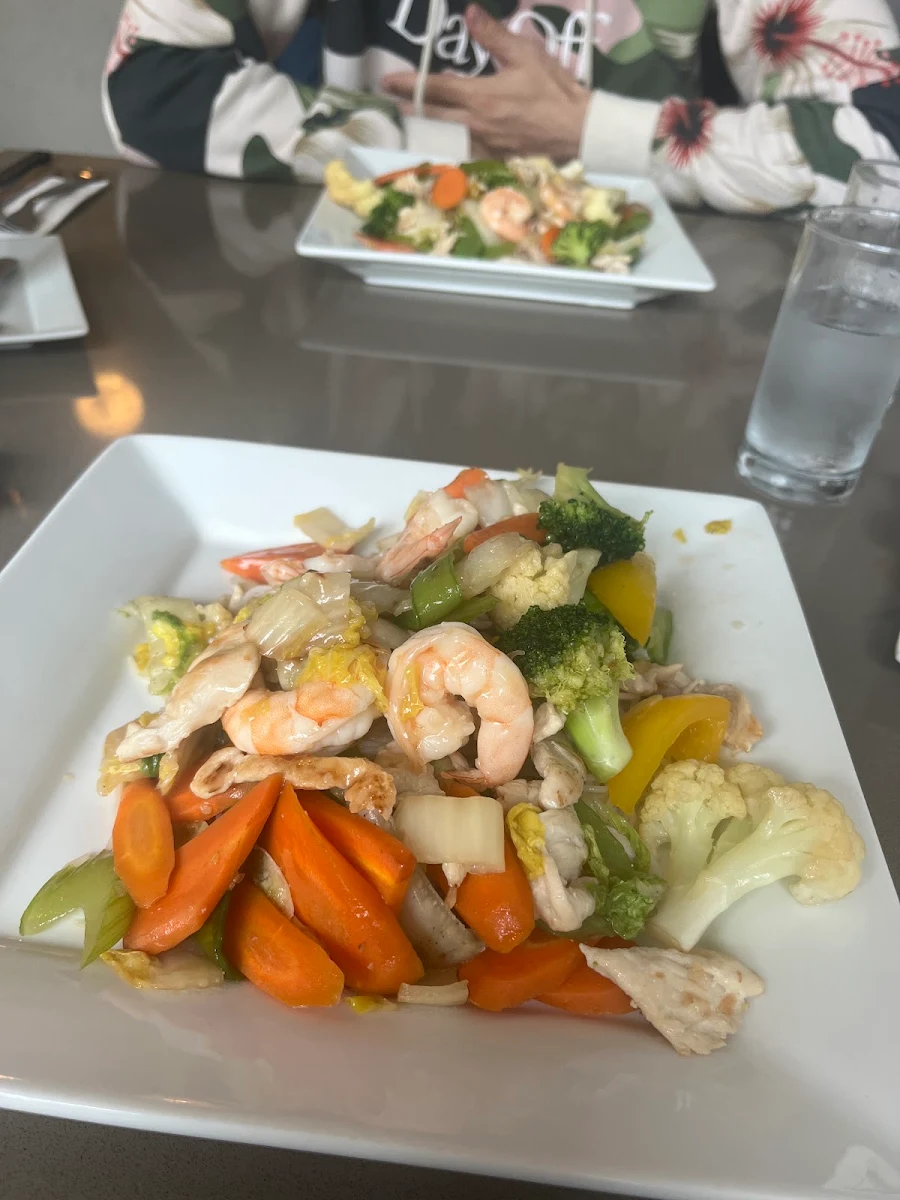 Vermicelli with Shrimp and Chicken