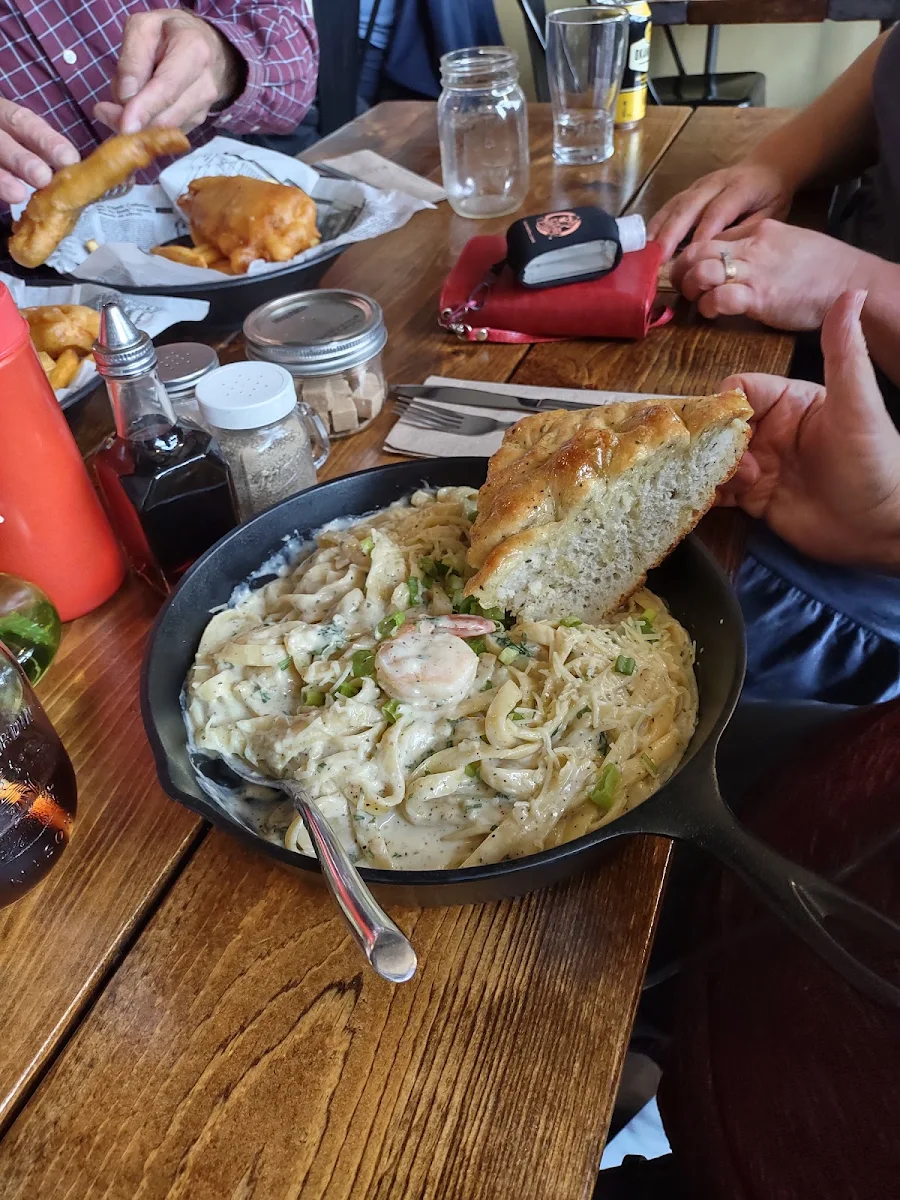 Klondike Seafood Fettuccini