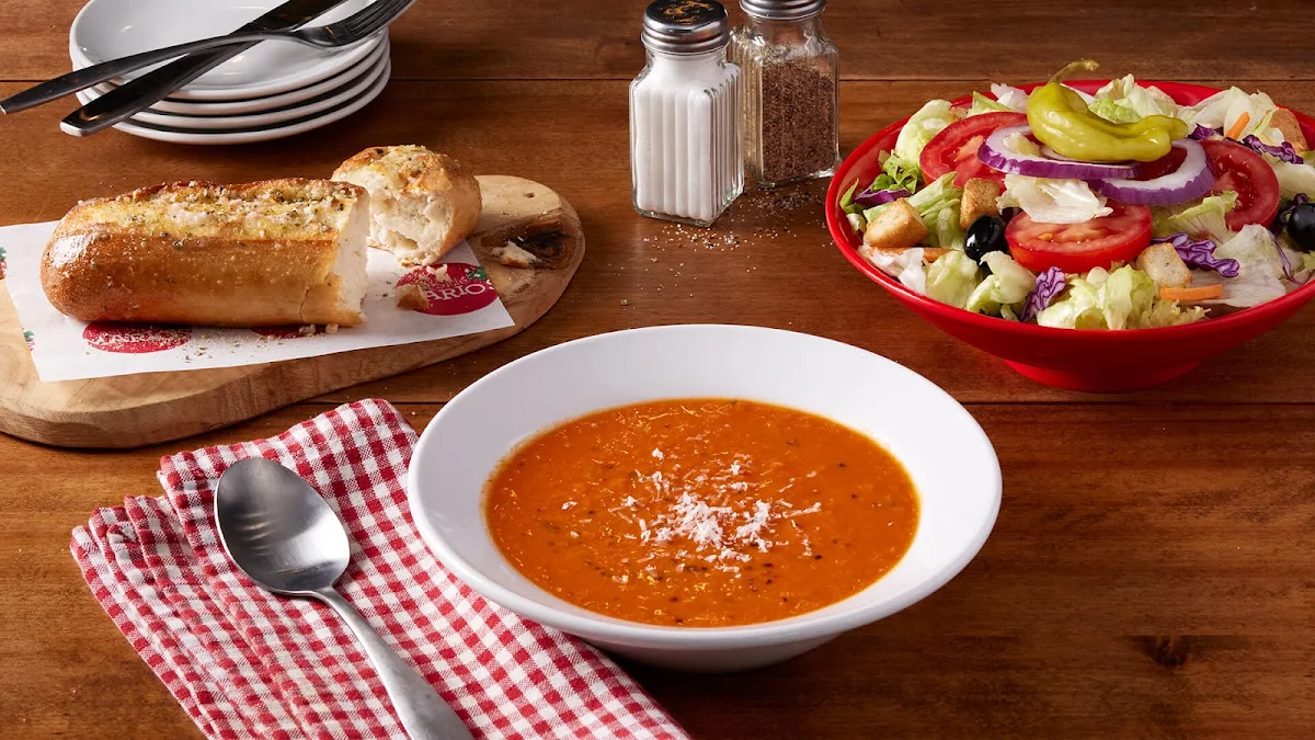 Roasted Garlic Tomato Soup