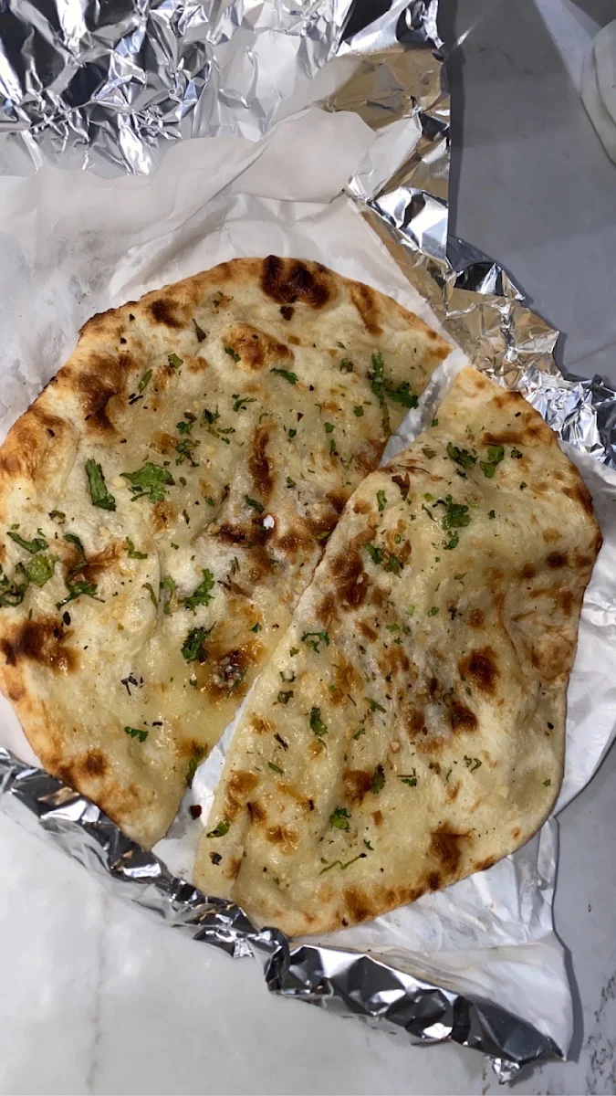 Naan À L'ail Garlic Naan