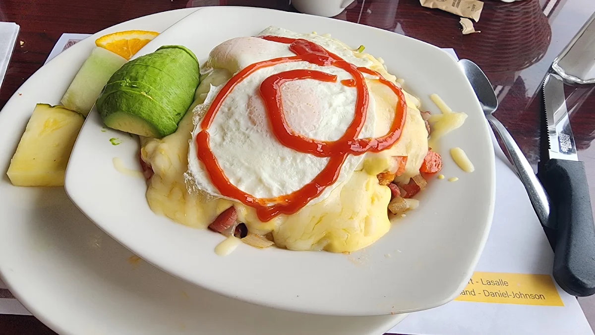 Breakfast Poutine