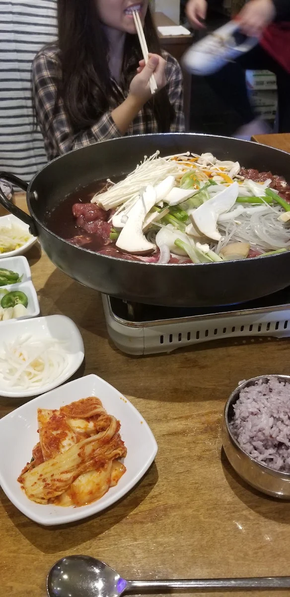 Bulgoki Octopus with Assorted Vegetable on Hot Pot