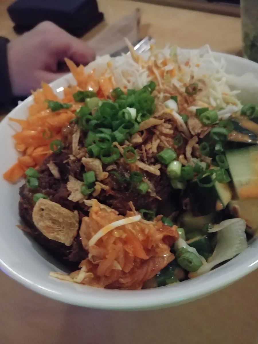 Bol de Riz Au Porc Bao