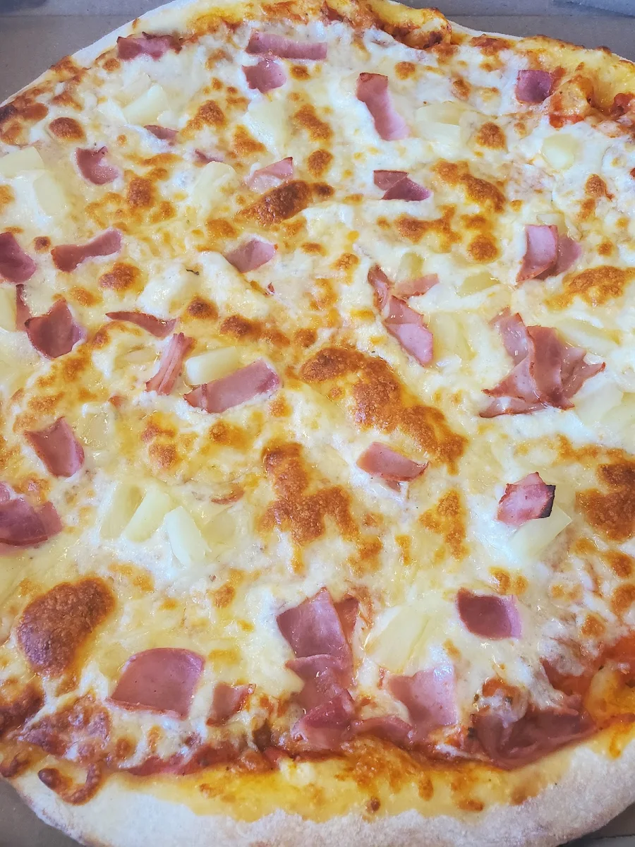 Hawaiian Pizza