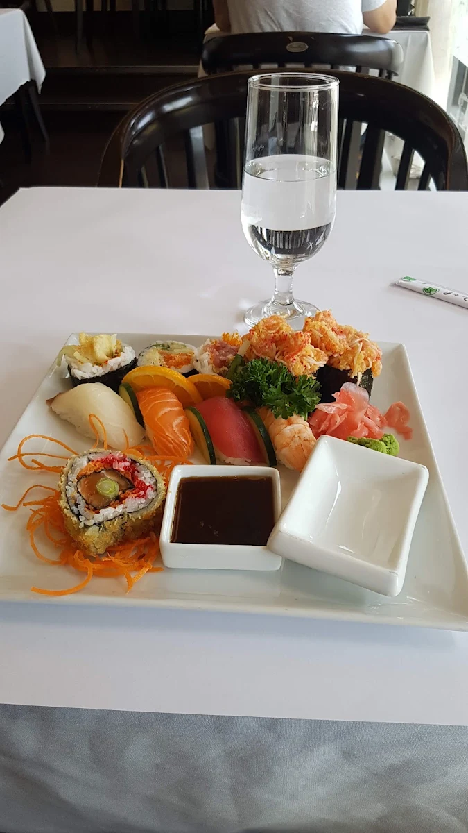 Sushi Pizza