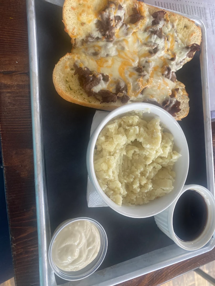 Beef Sandwich with Juice
