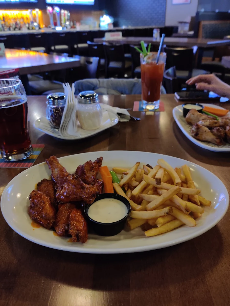 Buffalo Wings and Fries