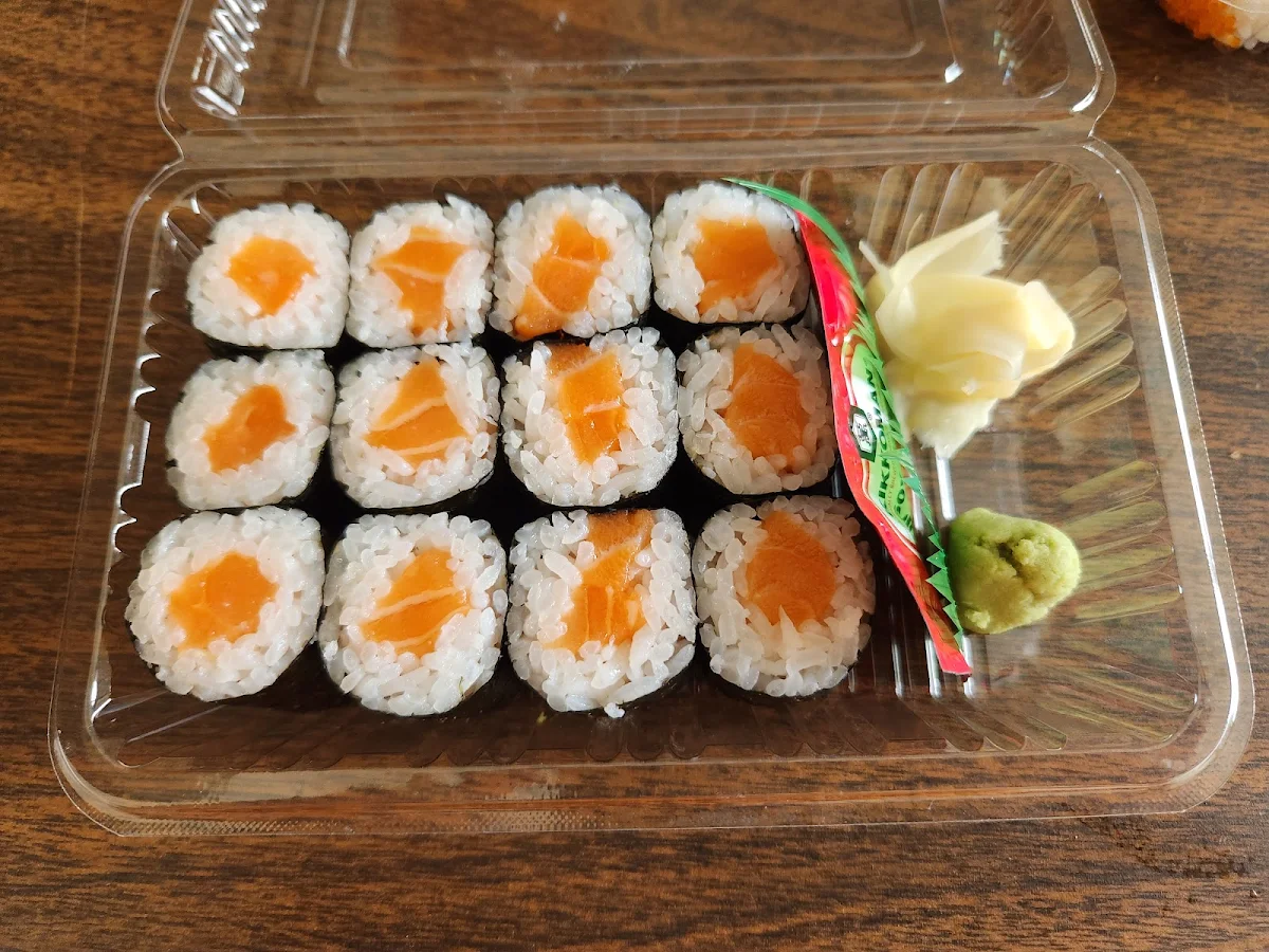 Salmon Sushi
