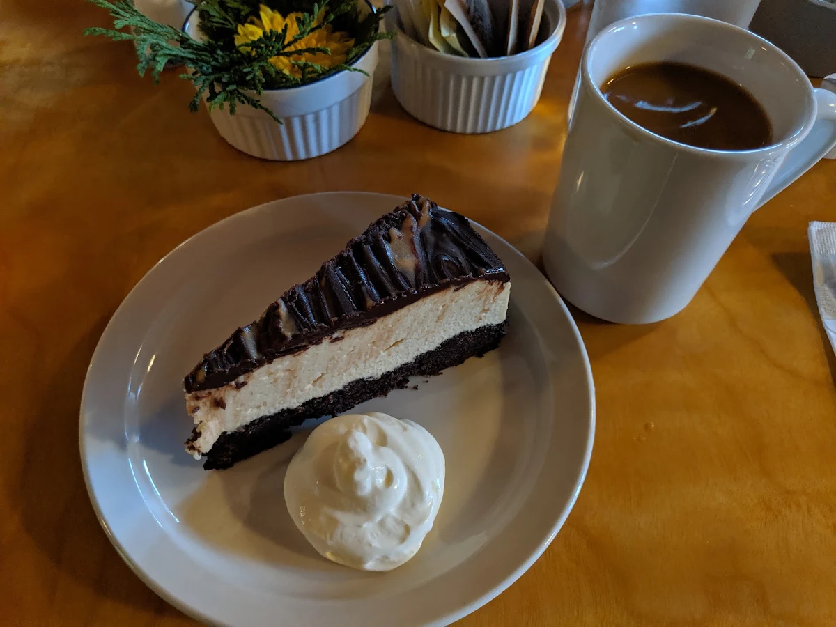 Peanut Butter Brownie Cheesecake