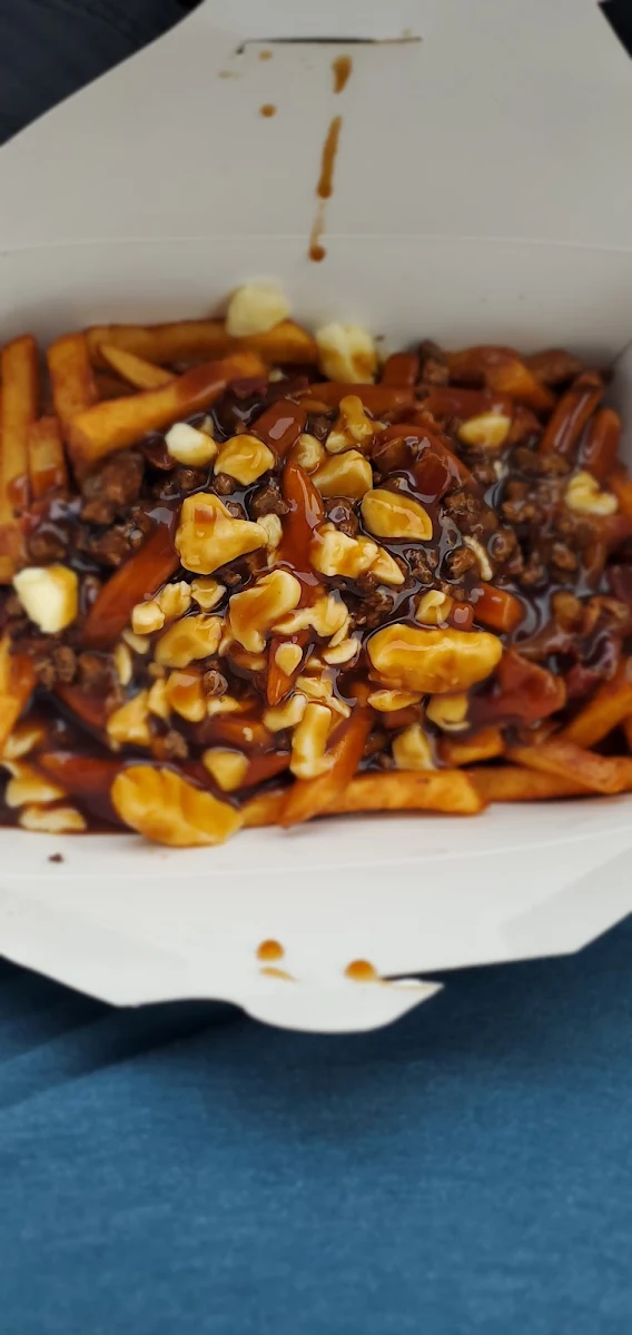 Cheeseburger Poutine