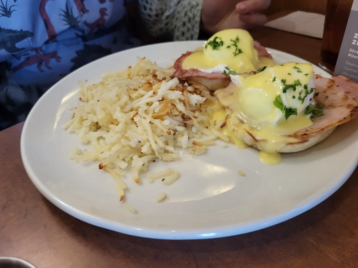 Classic Eggs Benedict