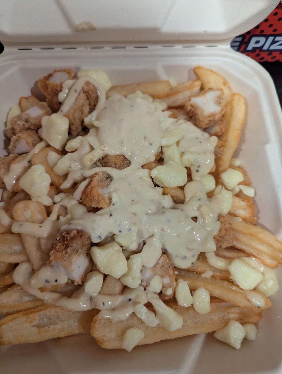 St Louis Chicken Poutine
