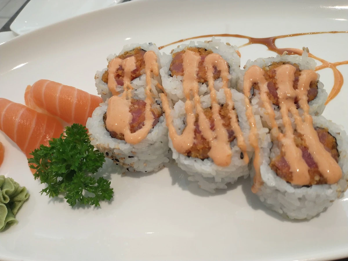 Spicy Salmon Roll
