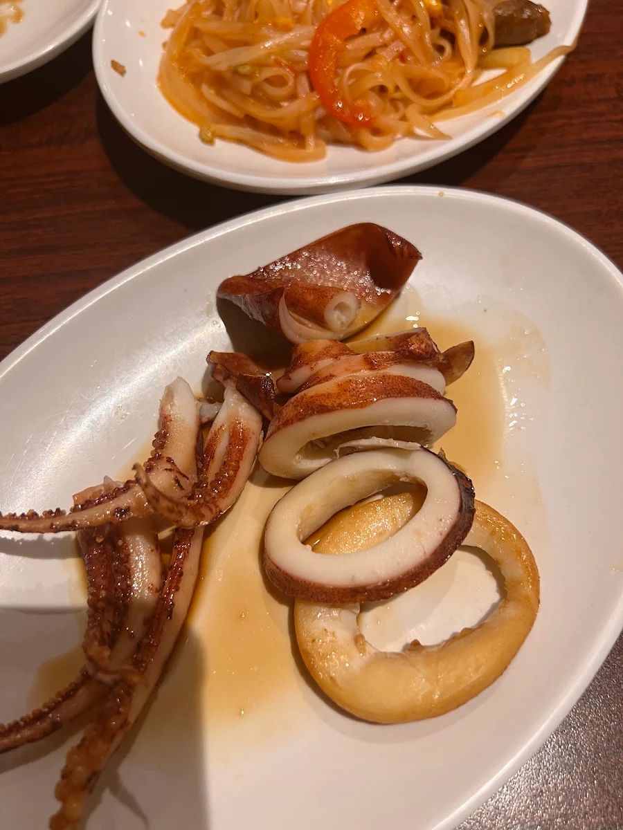 Squid, Pho Le