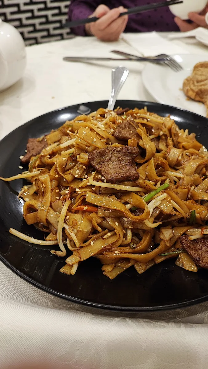 Stir Fry Vegan Beef Rice Noodle