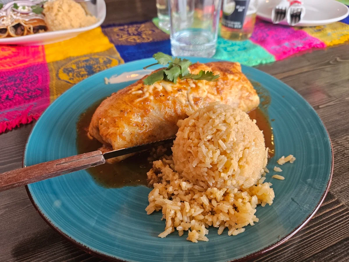 Azteca Burrito