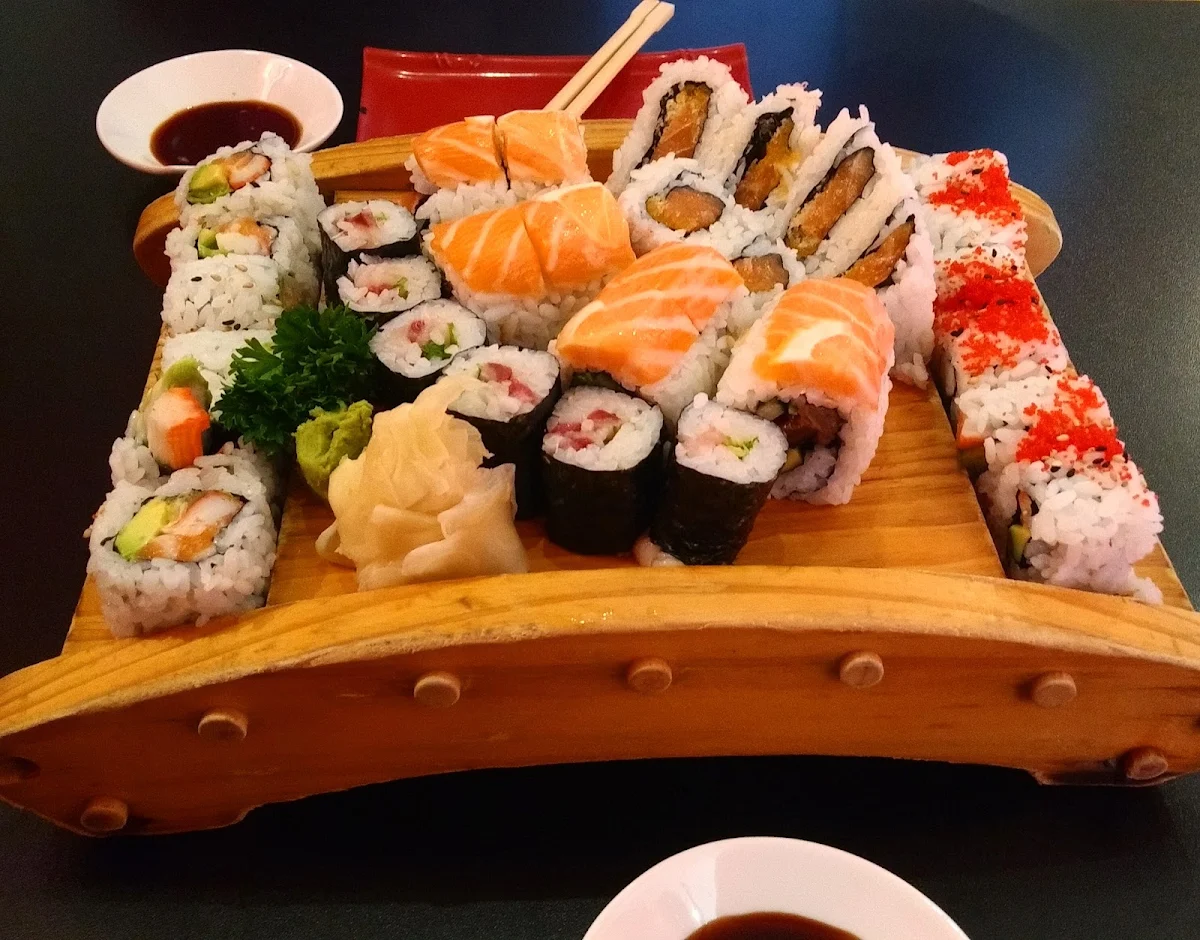 California Roll Lunch Special